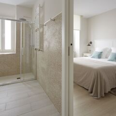 Апартаменты Hamabi Apartment by FeelFree Rentals Сан-Себастьян комната для гостей