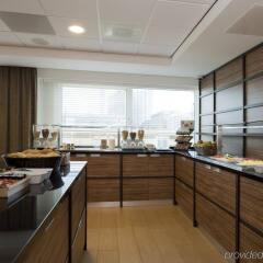 Отель Holiday Inn Express Amsterdam - Sloterdijk Station питание
