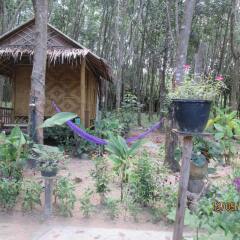 Отель Lanta Maikeaw Bungalow Ланта фото 2