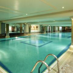 Leonardo Royal Hotel London City бассейн