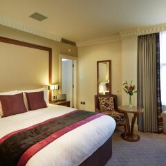 Amba Hotel Charing Cross 4* Номер Делюкс с различными типами кроватей