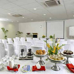 DoubleTree Resort by Hilton Hotel Fiji - Sonaisali Island фото 2