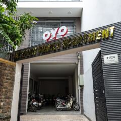 Апартаменты OYO 103 Airport Family Apartment парковка