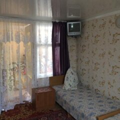 Гостиница Guest House Ludmila в Анапе отзывы, цены и фото номеров - забронировать гостиницу Guest House Ludmila онлайн Анапа сейф в номере