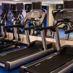 Отель SpringHill Suites by Marriott New York LaGuardia Airport США, Нью-Йорк - отзывы, цены и фото номеров - забронировать отель SpringHill Suites by Marriott New York LaGuardia Airport онлайн фитнесс-зал фото 2