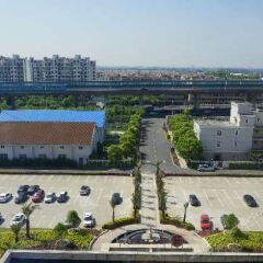 Отель Ramada Shanghai East балкон