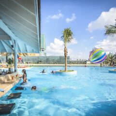 Отель Beach Rotana All Suites бассейн фото 2