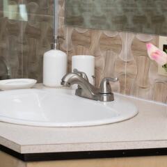Апартаменты Rochester Modern Chic Apartment ванная