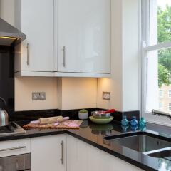 Отель 1 Bedroom Flat In Belsize Park в номере