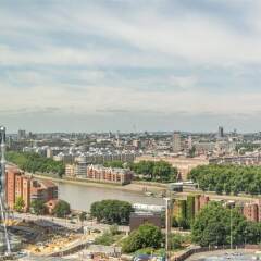 Апартаменты 1 Bedroom Apartment With Gym and Terrace комната для гостей