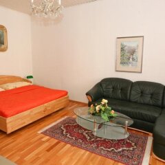 Апартаменты Mozart Apartments Вена комната для гостей фото 3