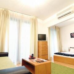 Апартаменты King Apartments комната для гостей фото 2