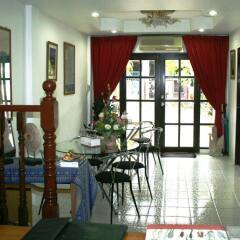 Summer Breeze Inn Hotel интерьер отеля