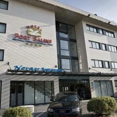 Hotel Port Salins парковка