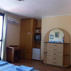 Отель Guest House Delphini Болгария, Генерал-Кантраджиево - отзывы, цены и фото номеров - забронировать отель Guest House Delphini онлайн фото 4