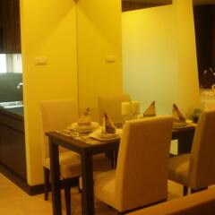 Отель Demeter Residences Suites Bangkok Бангкок в номере