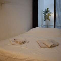 Отель Pied-à-terre Near Ménilmontant & Père Lachaise Париж комната для гостей