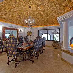 Отель Villa Grande By Cabovillas Мексика, Педрегал - отзывы, цены и фото номеров - забронировать отель Villa Grande By Cabovillas онлайн интерьер отеля