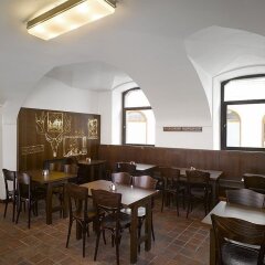 Отель Lokal Inn Прага гостиничный бар