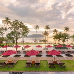 Отель The Vijitt Resort Phuket бассейн