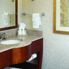 DoubleTree by Hilton Hotel Jefferson City in Jefferson City, United States of America from 172$, photos, reviews - zenhotels.com bathroom