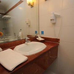 Al Bander Hotel & Resort in Sitra, Bahrain from 212$, photos, reviews - zenhotels.com bathroom