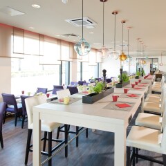 Отель Leonardo Hotel Munich City Olympiapark Германия, Мюнхен - 2 отзыва об отеле, цены и фото номеров - забронировать отель Leonardo Hotel Munich City Olympiapark онлайн питание фото 3