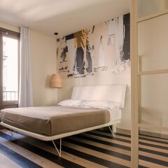 Отель room007 Select Sol сейф в номере