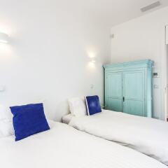 Апартаменты Chalet Estoril Luxury Apartment комната для гостей