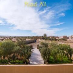 Отель Riad Ali Марокко, Мерзуга - отзывы, цены и фото номеров - забронировать отель Riad Ali онлайн балкон