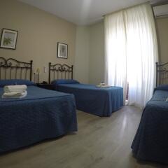 Отель Hostal El Pilar Испания, Мадрид - 1 отзыв об отеле, цены и фото номеров - забронировать отель Hostal El Pilar онлайн детские мероприятия фото 2