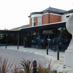 Hallmark Hotel Warrington парковка