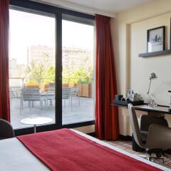 Отель Courtyard by Marriott Paris Boulogne комната для гостей