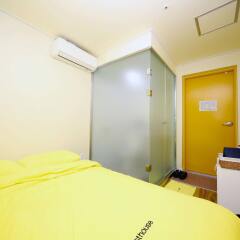 Отель 24 Guesthouse Jongno 3ga Stn Сеул комната для гостей фото 2