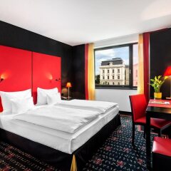 Отель Vienna House Easy Pilsen Чехия, Пльзень - 3 отзыва об отеле, цены и фото номеров - забронировать отель Vienna House Easy Pilsen онлайн комната для гостей фото 2