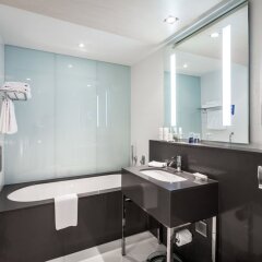 Гостиница Radisson Blu Belorusskaya в Москве - забронировать гостиницу Radisson Blu Belorusskaya, цены и фото номеров Москва ванная