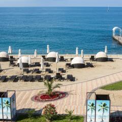 Гостиница Swissôtel Resort Sochi Kamelia пляж