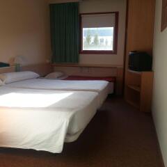 Hotel Iris сейф в номере
