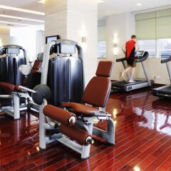 Отель Crowne Plaza Chongqing Jiefangbei фитнесс-зал фото 4