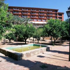 Parador De Cordoba La Arruzafa Hotel спортивное сооружение