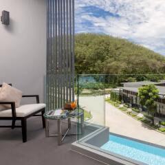 Отель Patong Bay Hill Resort балкон