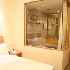 Отель Traveler Inn Huaqiao Beijing Hotel Китай, Пекин - 8 отзывов об отеле, цены и фото номеров - забронировать отель Traveler Inn Huaqiao Beijing Hotel онлайн ванная
