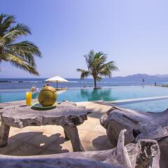Отель Beachfront Citakara Sari Villas Индонезия, Бали - отзывы, цены и фото номеров - забронировать отель Beachfront Citakara Sari Villas онлайн бассейн фото 2
