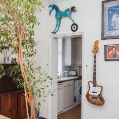Отель Unique, Quirky 1 Bed in Belsize Park с домашними животными