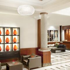H10 Villa de la Reina Boutique Hotel интерьер отеля