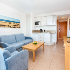 Mur Aparthotel Buenos Aires Apartment In Playa Del Ingles Spain From 82 Photos Reviews Zenhotels Com