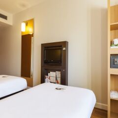 Ibis Kayseri Турция, Кайсери - 1 отзыв об отеле, цены и фото номеров - забронировать отель Ibis Kayseri онлайн сейф в номере