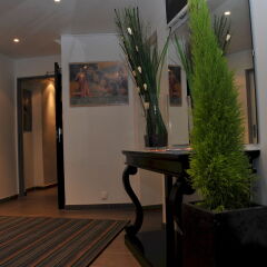 Отель Hôtel & Résidence de la Mare интерьер отеля