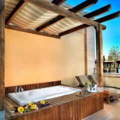 Отель Crystal De Luxe Resort & Spa – All Inclusive бассейн фото 2