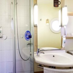 Отель ibis Paris Bastille Opera Франция, Париж - отзывы, цены и фото номеров - забронировать отель ibis Paris Bastille Opera онлайн ванная